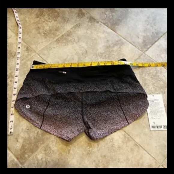 Lululemon Athletica Speed Up Short ombré speckle stop print pink black lined 4 - Picture 5 of 6